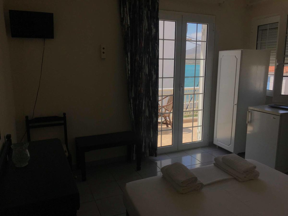 Lafotel Elafonissos Bagian luar foto